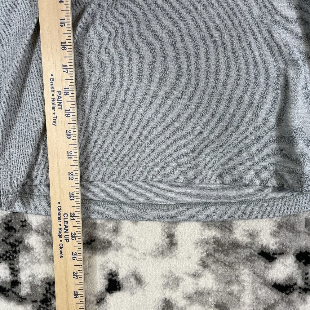 Nike Team Apparel‎ Top Womens Size Medium Atlanta Falcons Gray Short Sleeve